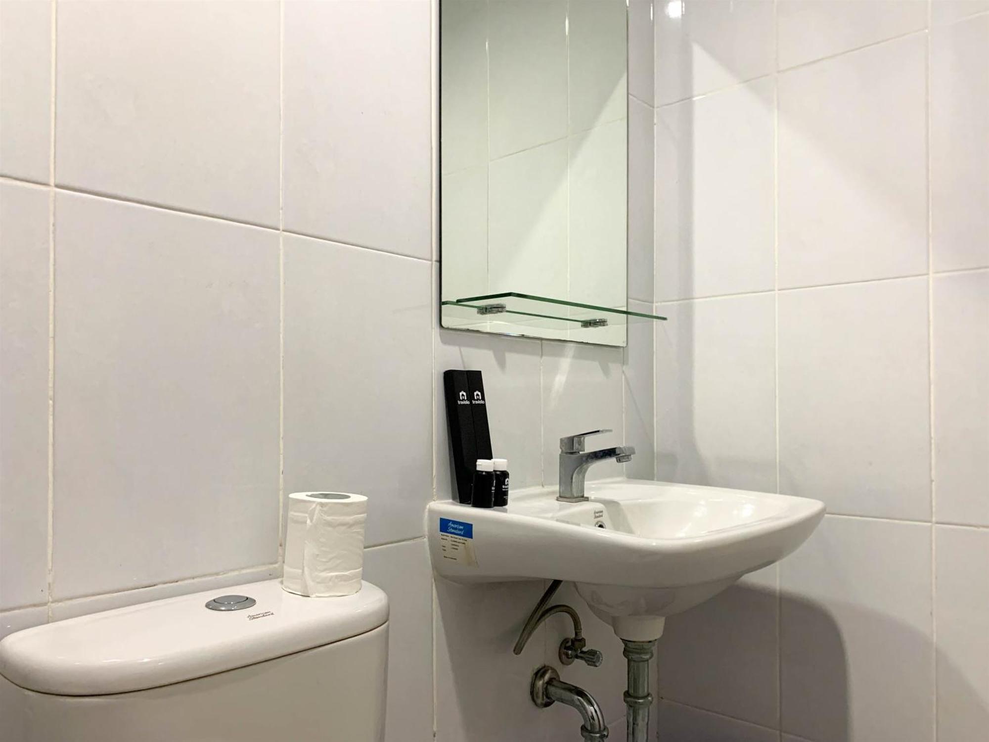 Relaxing At Patraland Urbano By Travelio Apartemen