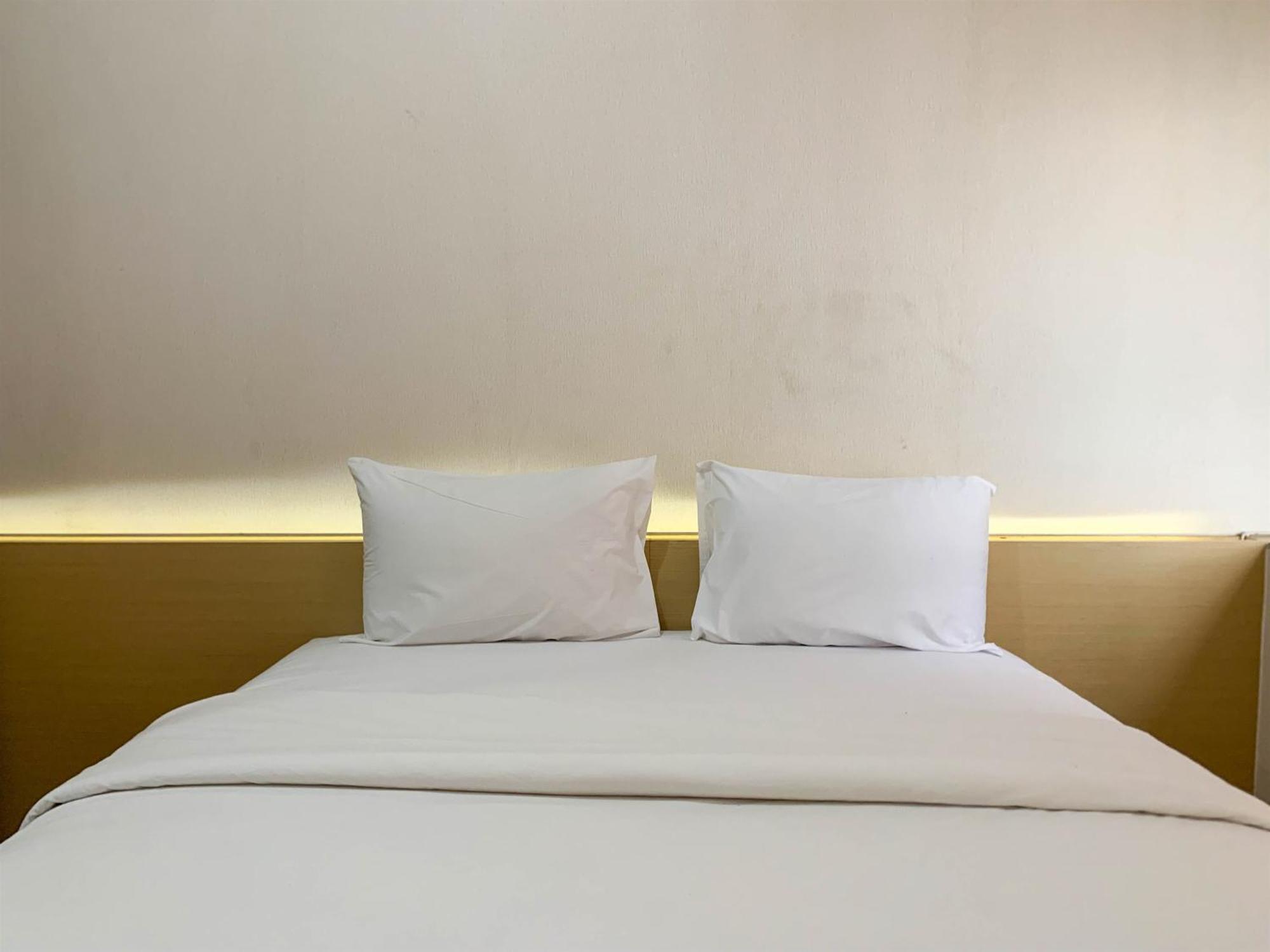 Relaxing At Patraland Urbano By Travelio *